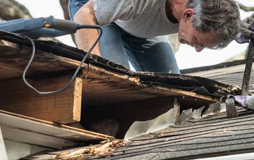 common causes of Crag Foot fascia damage